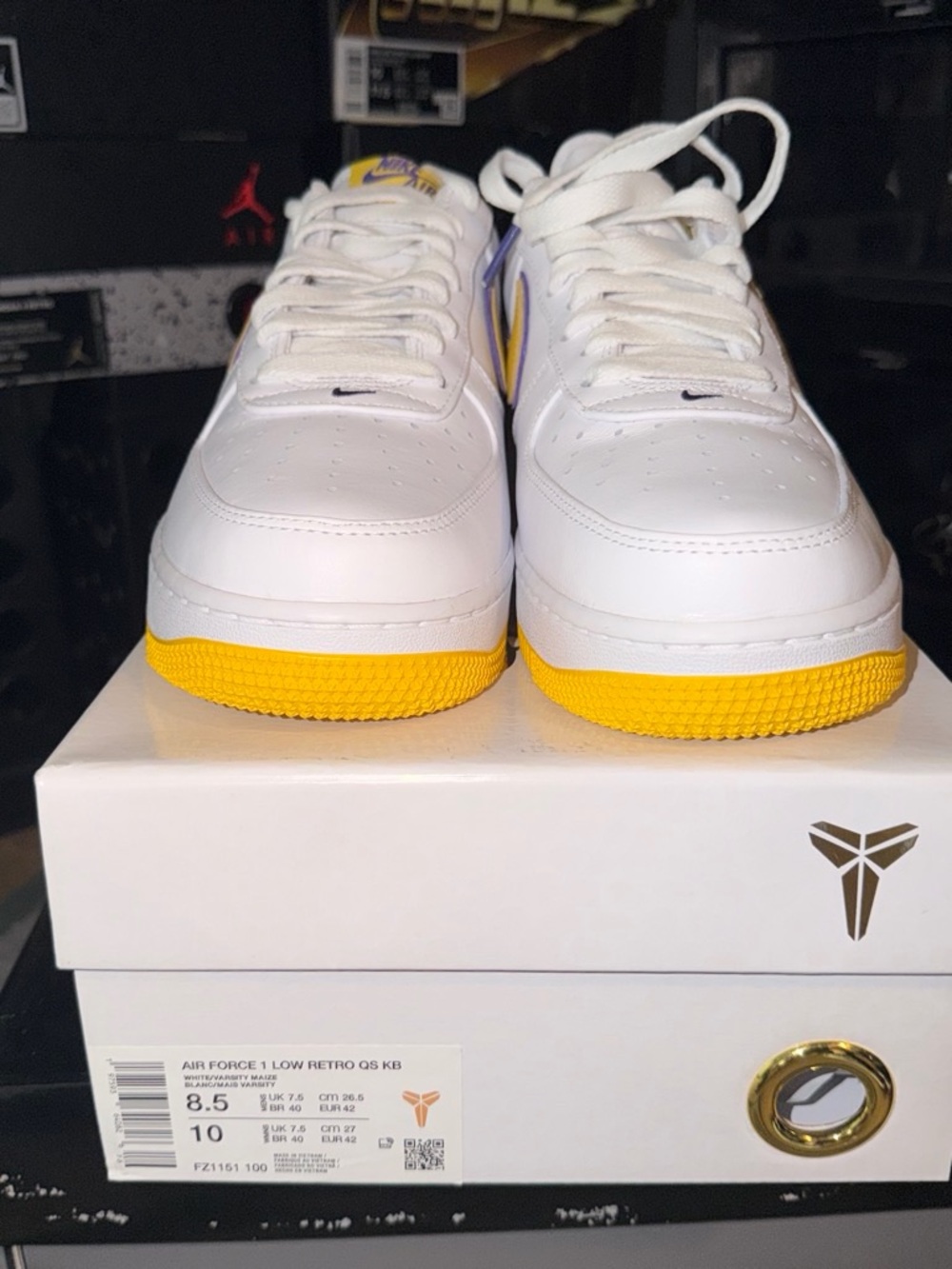 Nike Air Force 1 retro qs kb brand new